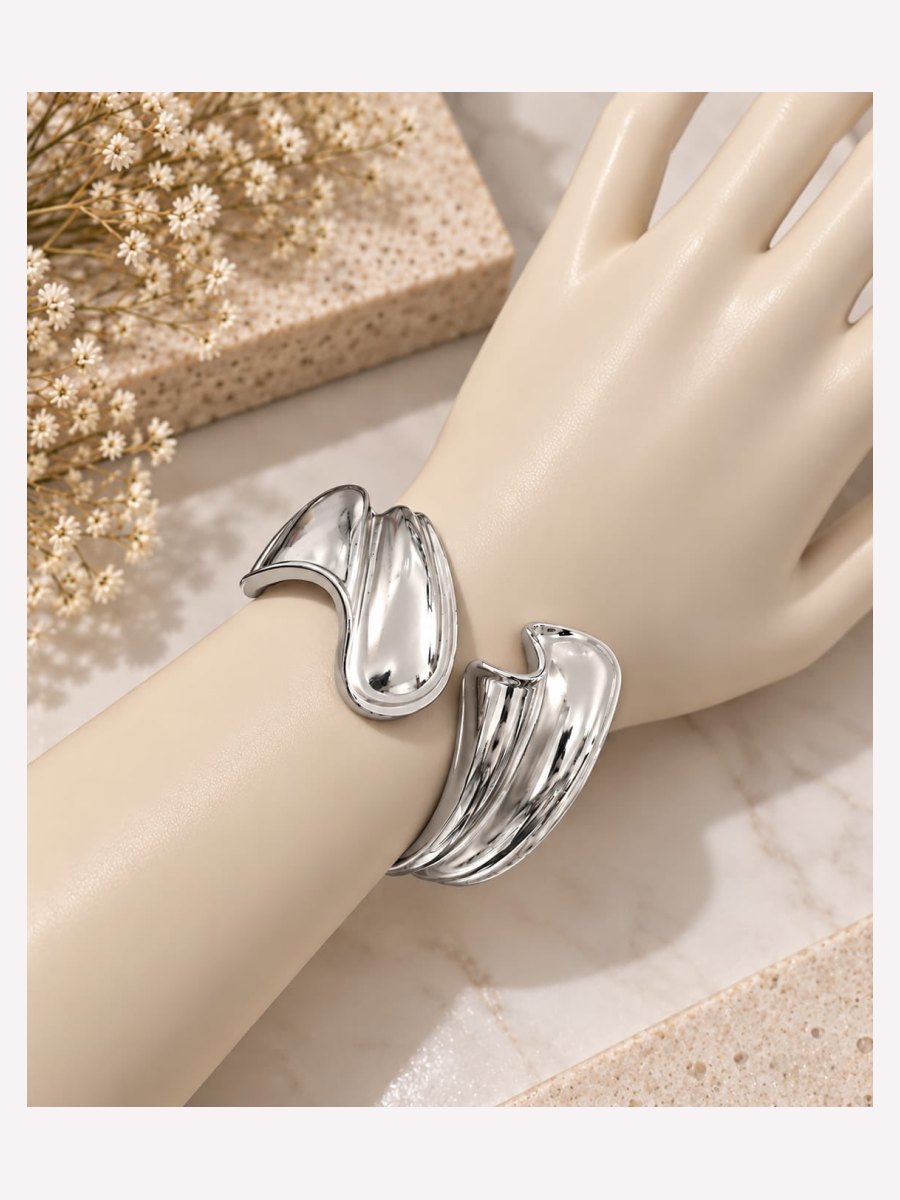 BRAZALETE EN PLATA